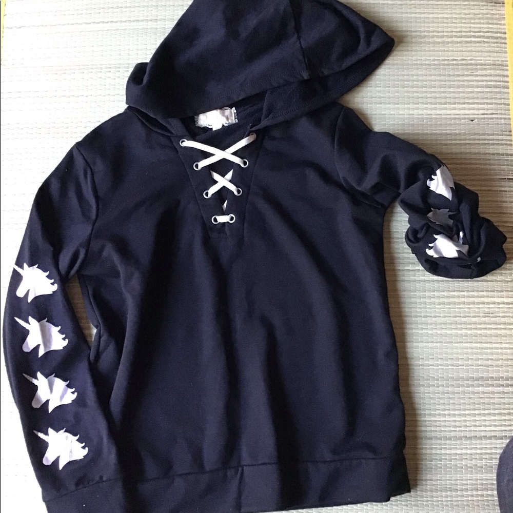 Girls black unicorn design hoody with tie